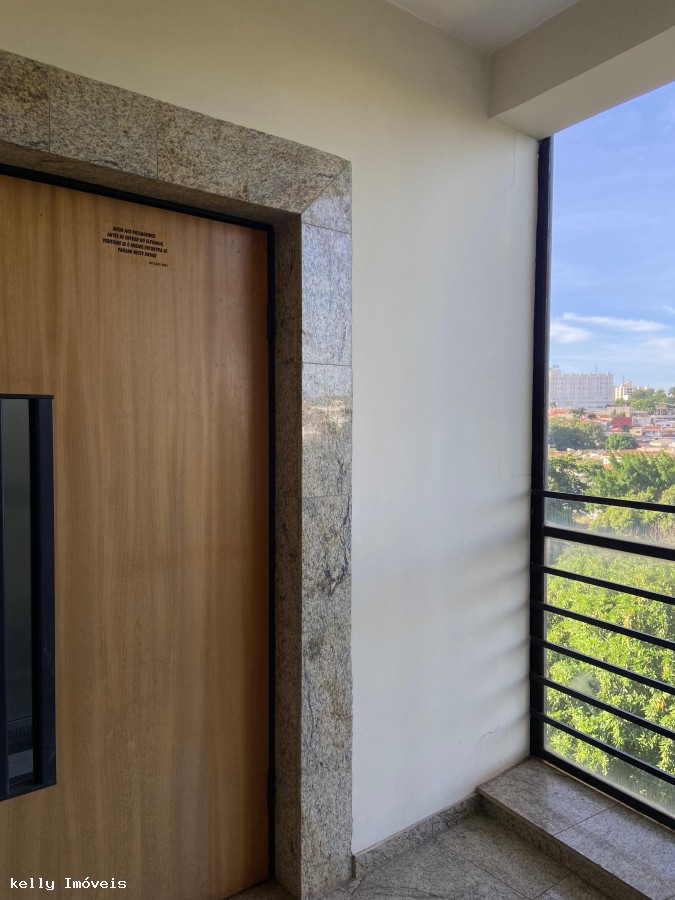 Apartamento para alugar com 4 quartos, 123m² - Foto 1