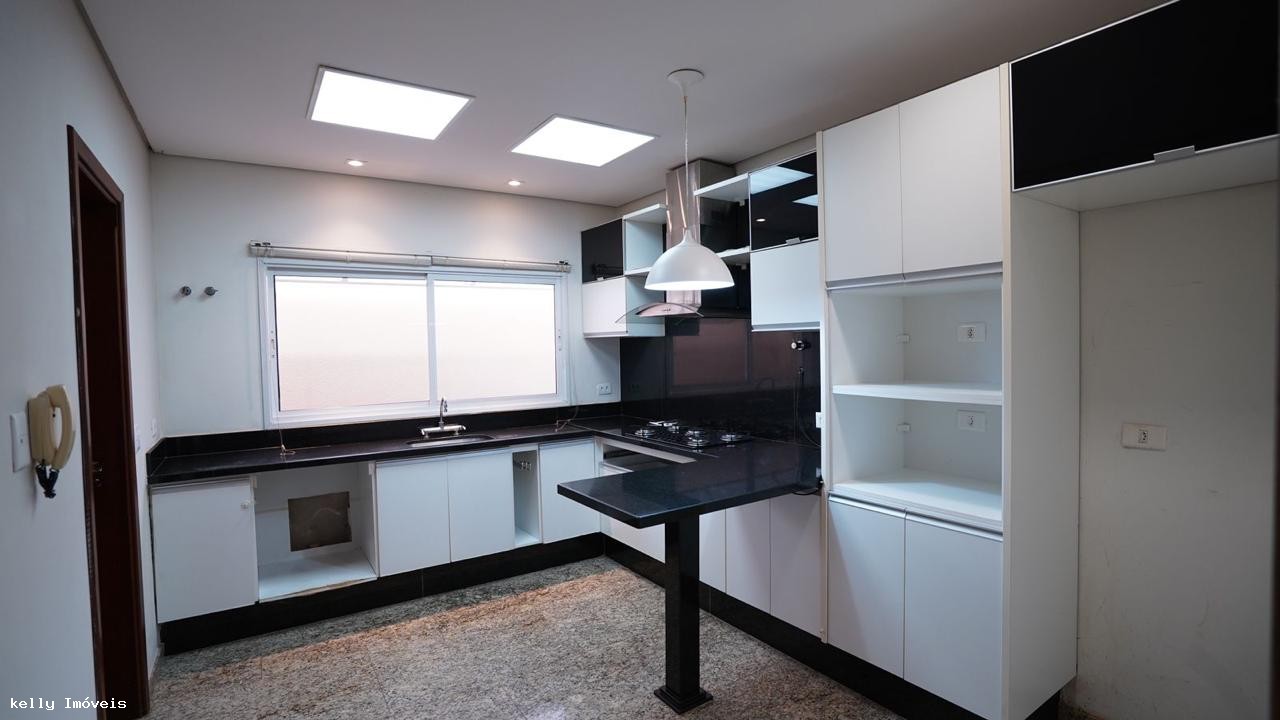 Casa de Condomínio à venda com 5 quartos, 300m² - Foto 6