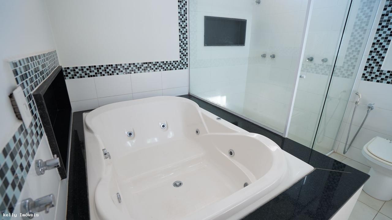 Casa de Condomínio à venda com 5 quartos, 300m² - Foto 21