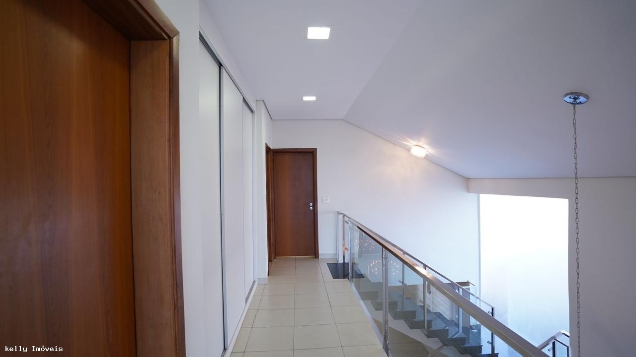 Casa de Condomínio à venda com 5 quartos, 300m² - Foto 30