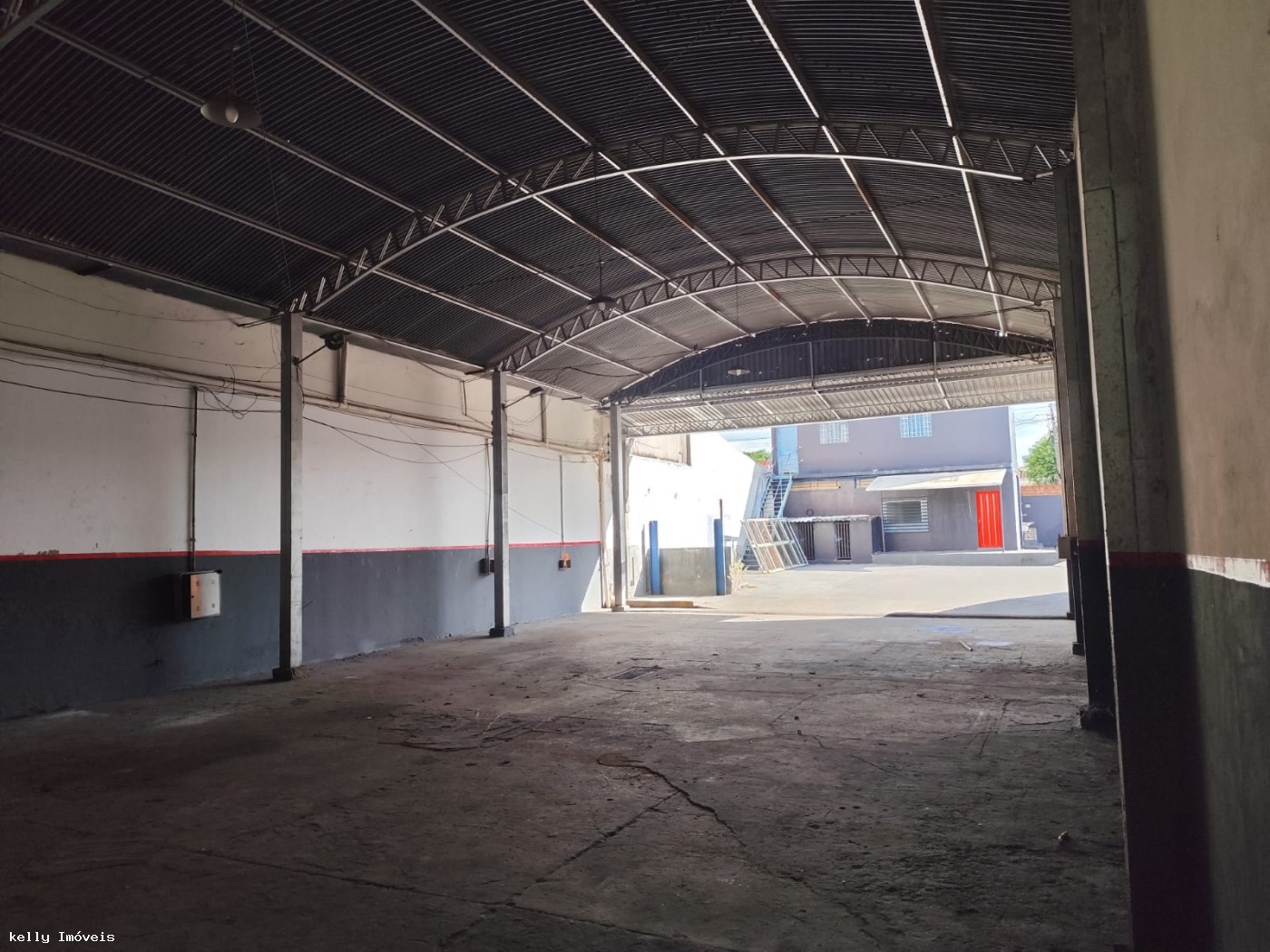 Prédio Inteiro para alugar, 550m² - Foto 3
