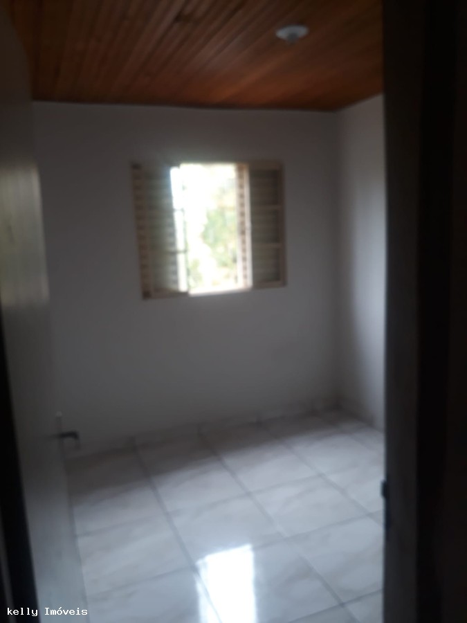 Casa à venda com 3 quartos, 95m² - Foto 3