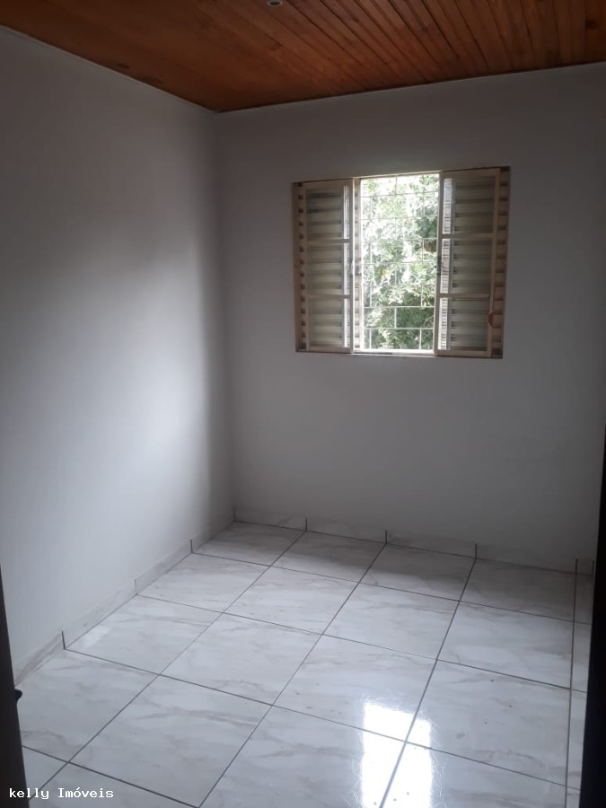 Casa à venda com 3 quartos, 95m² - Foto 4