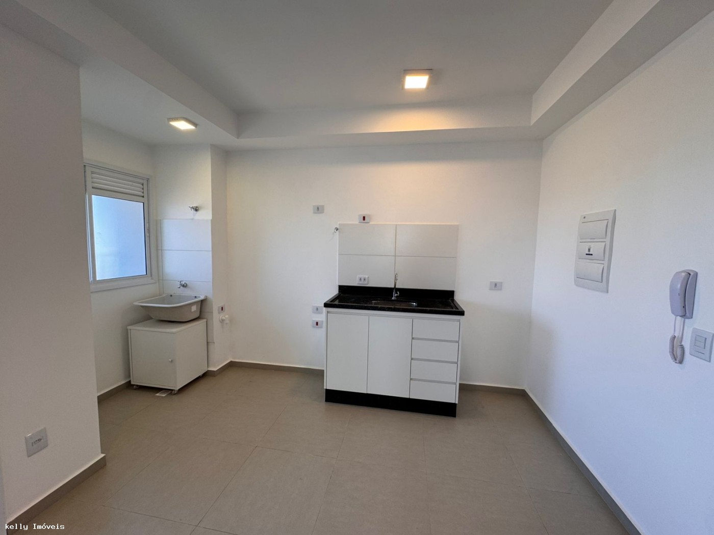 Apartamento para alugar com 2 quartos, 39m² - Foto 12