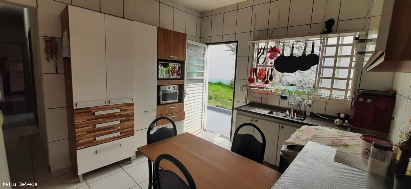 Casa, 2 quartos, 180 m² - Foto 3