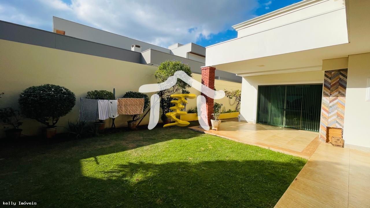 Casa, 3 quartos, 288 m² - Foto 24