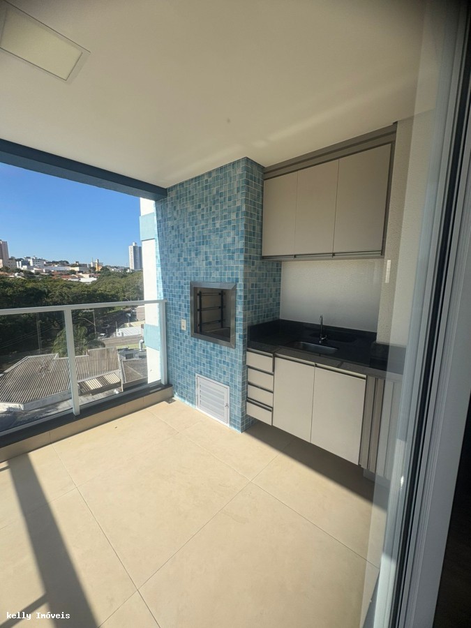Apartamento para alugar com 3 quartos, 96m² - Foto 11