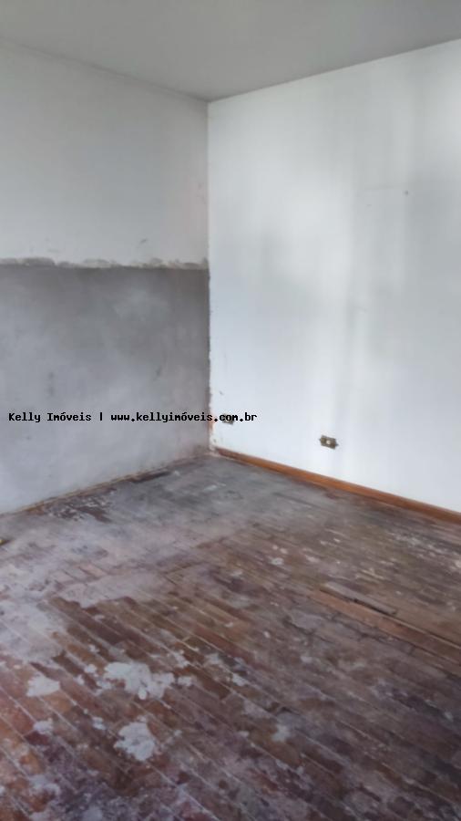 Casa para alugar com 4 quartos, 400m² - Foto 24