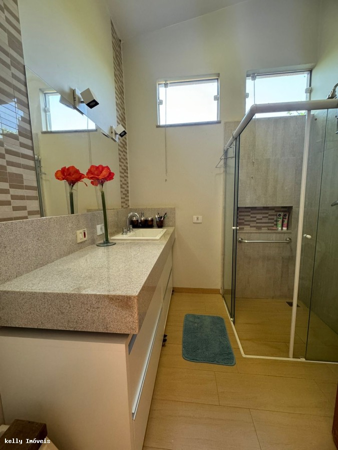 Casa de Condomínio à venda com 3 quartos, 1000m² - Foto 2