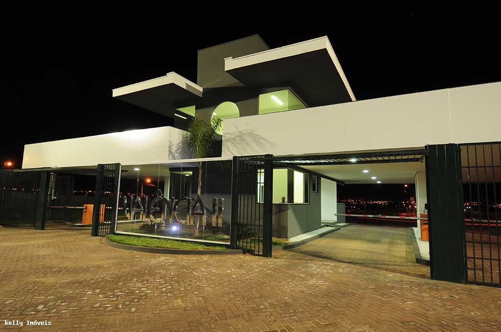 Terreno à venda, 305m² - Foto 1