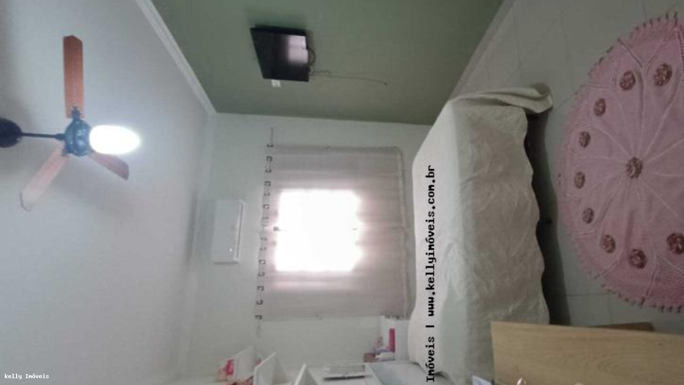 Casa à venda com 3 quartos, 332m² - Foto 14