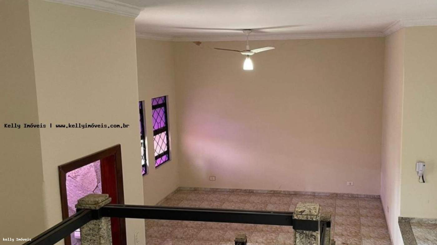 Casa, 3 quartos, 210 m² - Foto 6