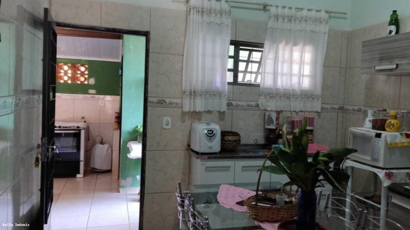 Casa à venda com 2 quartos, 276m² - Foto 4