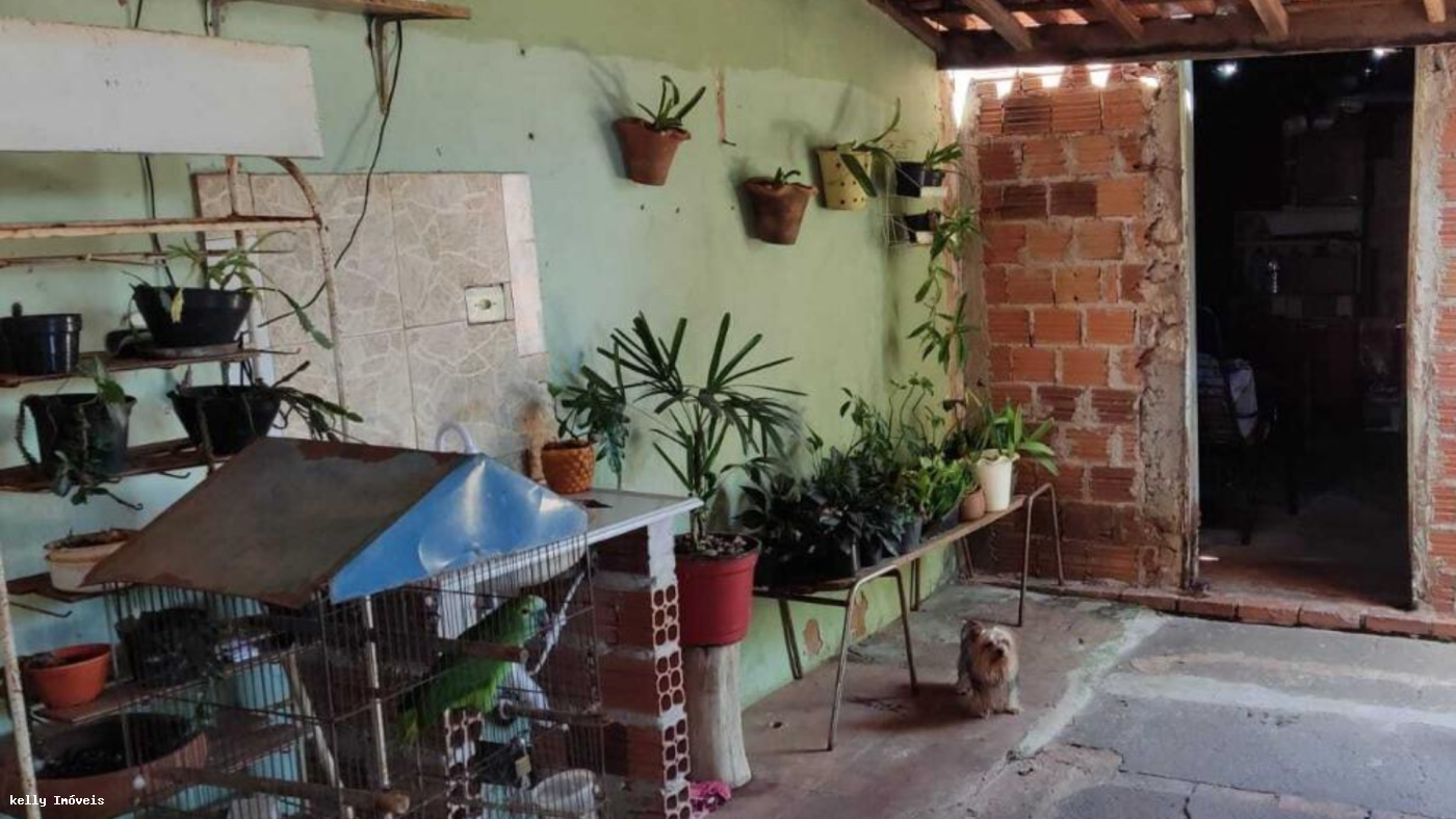 Casa à venda com 2 quartos, 276m² - Foto 11