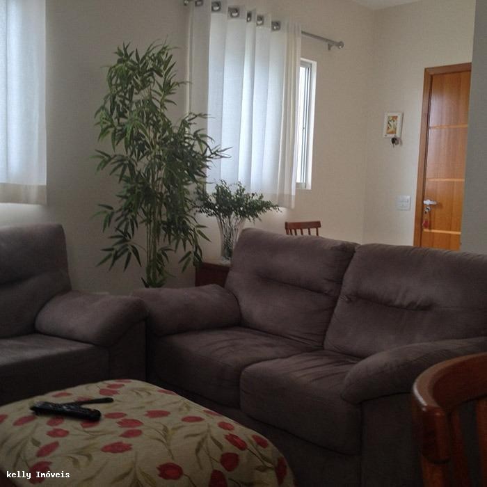 Casa de Condomínio para alugar com 3 quartos, 250m² - Foto 6