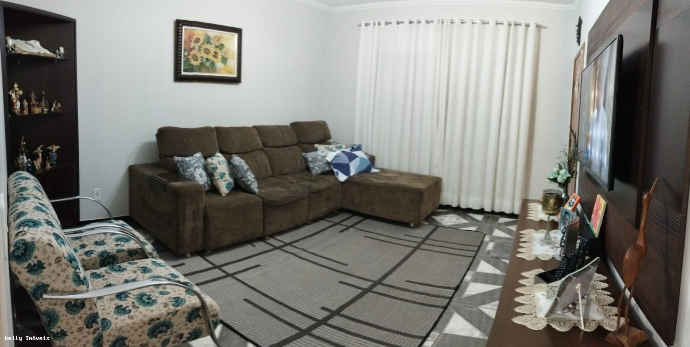 Casa, 3 quartos, 200 m² - Foto 15