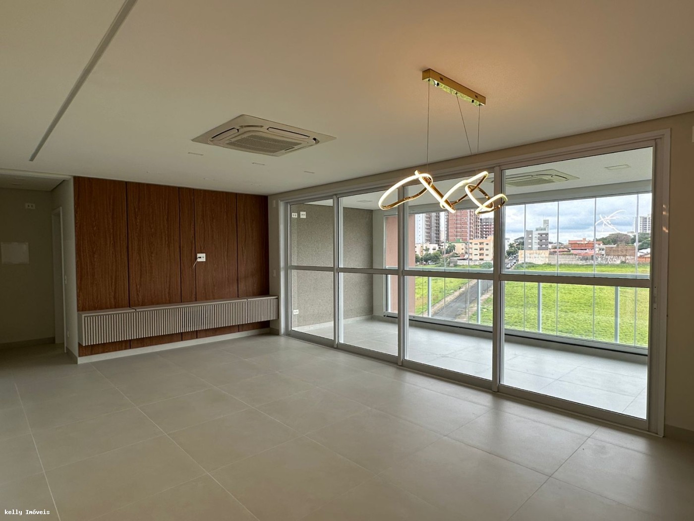 Apartamento, 3 quartos, 302 m² - Foto 1