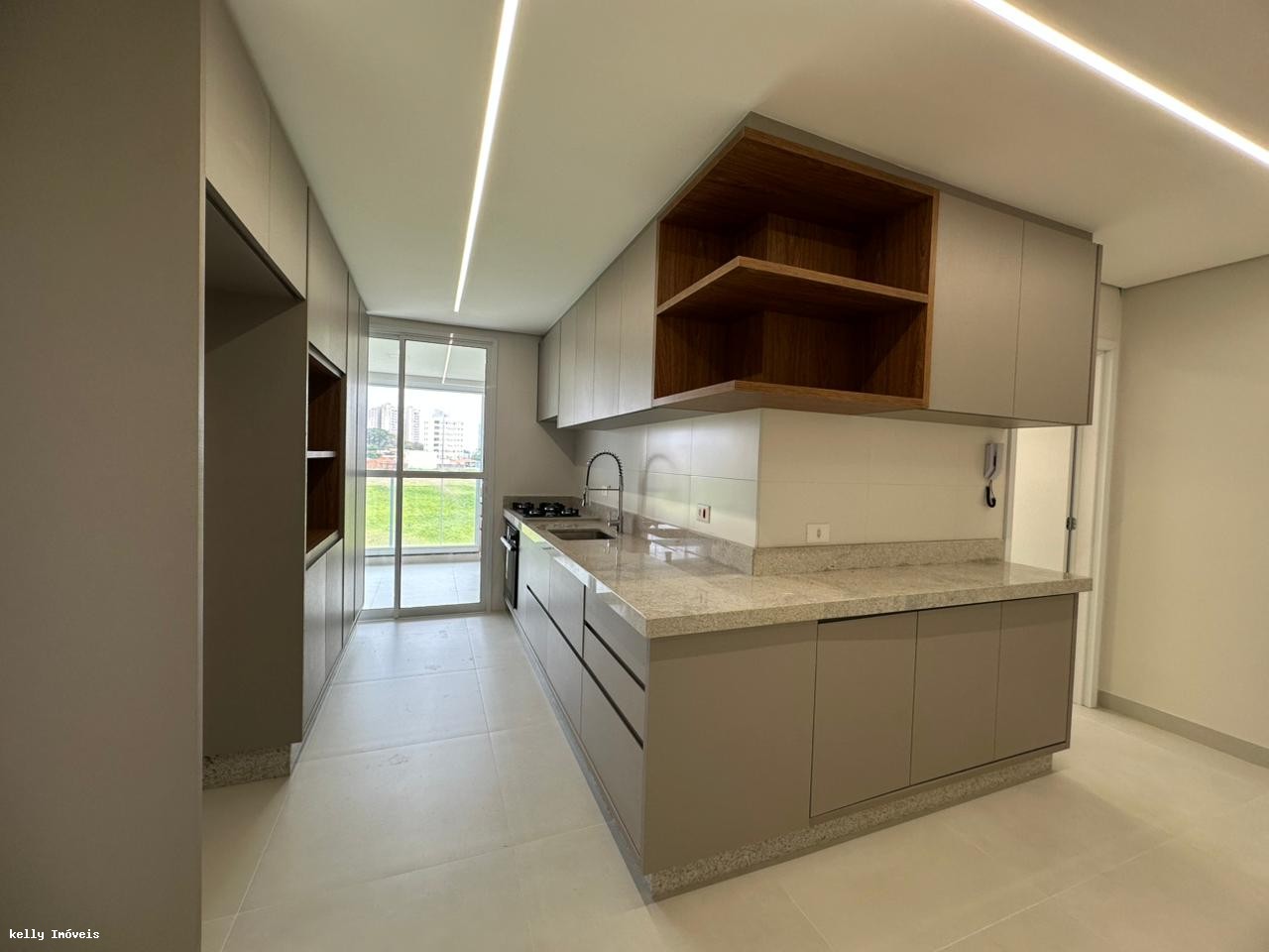 Apartamento, 3 quartos, 302 m² - Foto 2