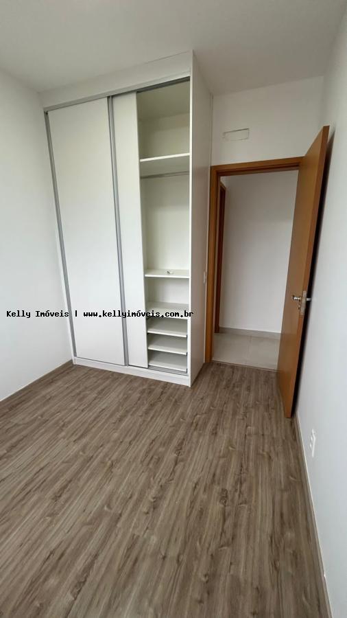 Apartamento para alugar com 3 quartos, 86m² - Foto 13