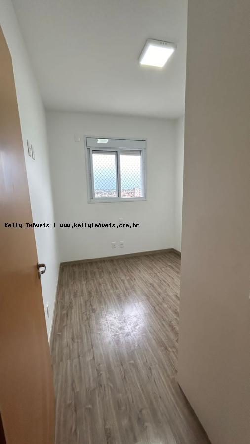 Apartamento para alugar com 3 quartos, 86m² - Foto 12