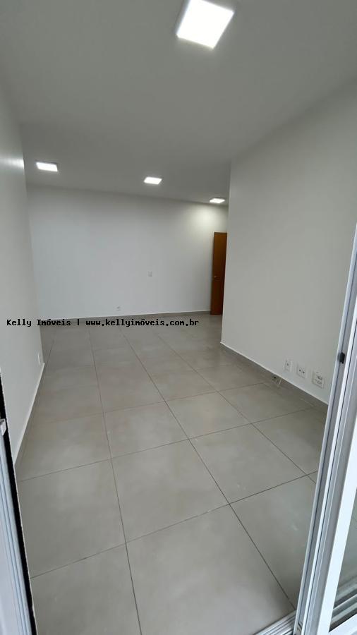 Apartamento para alugar com 3 quartos, 86m² - Foto 9