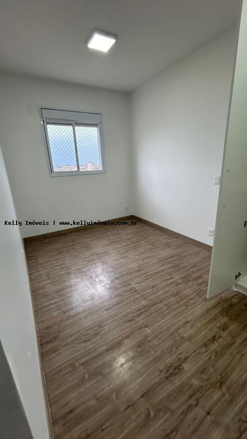 Apartamento para alugar com 3 quartos, 86m² - Foto 23