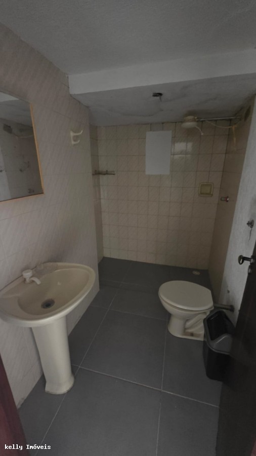 Casa para alugar com 5 quartos, 390m² - Foto 11