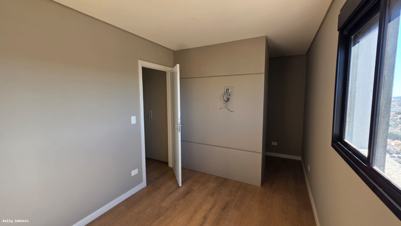 Apartamento para alugar com 3 quartos, 118m² - Foto 30