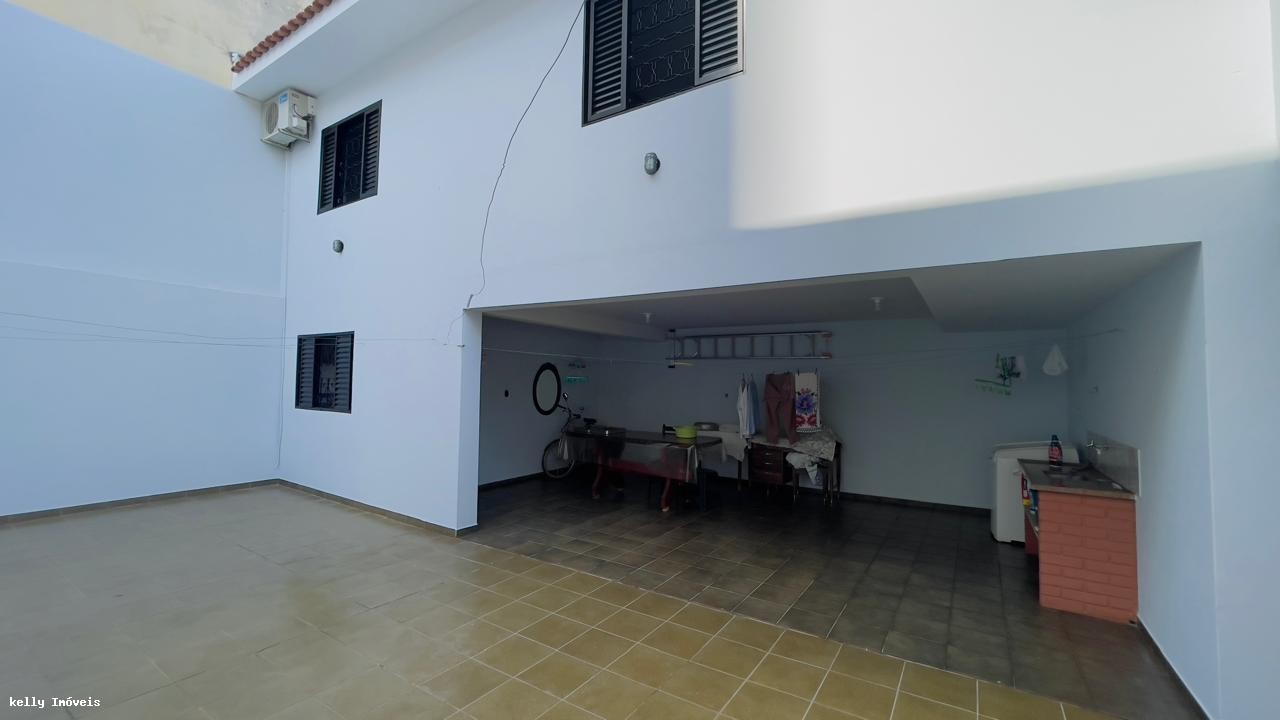 Casa, 3 quartos, 183 m² - Foto 6