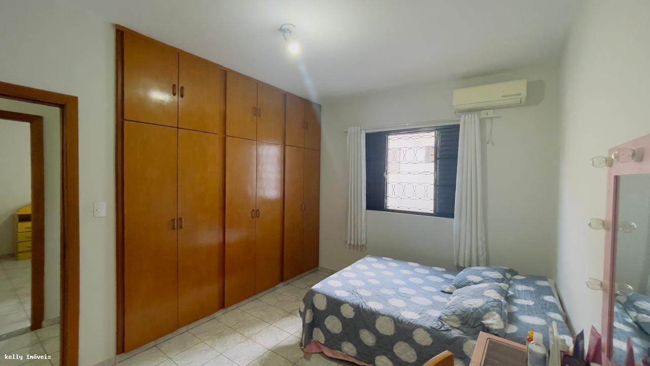 Casa, 3 quartos, 183 m² - Foto 13