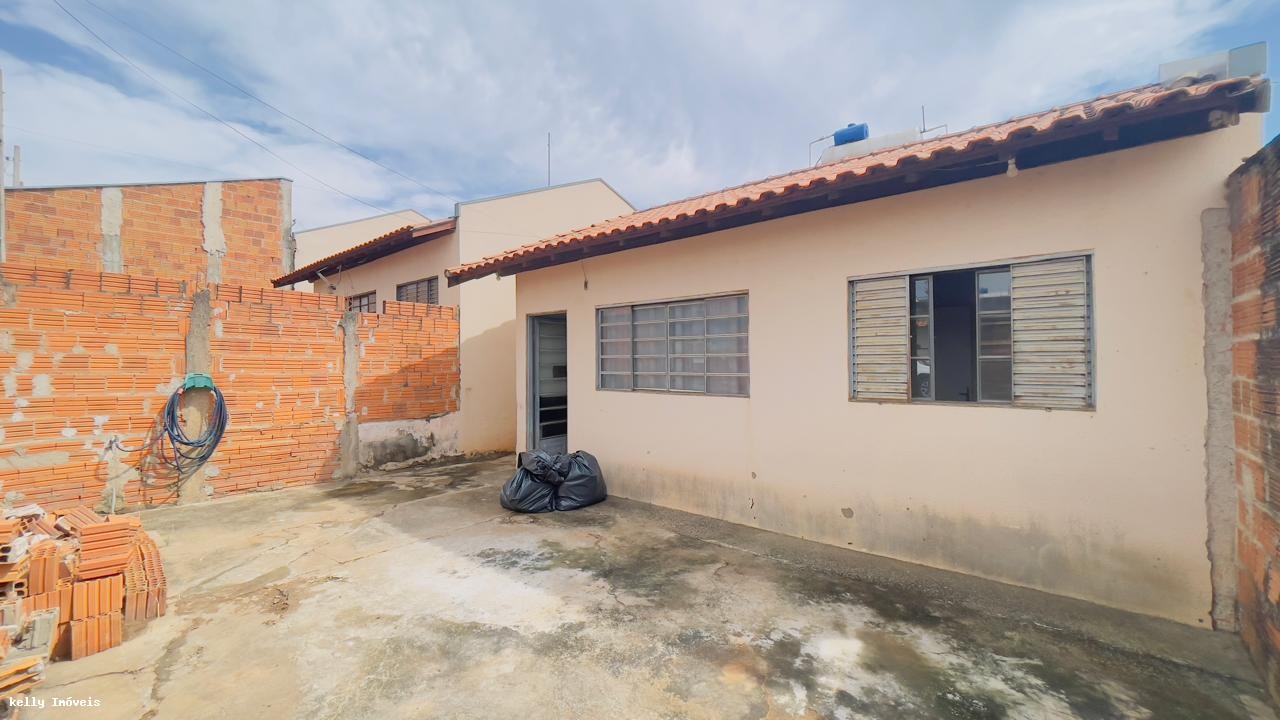 Casa, 2 quartos, 58 m² - Foto 1