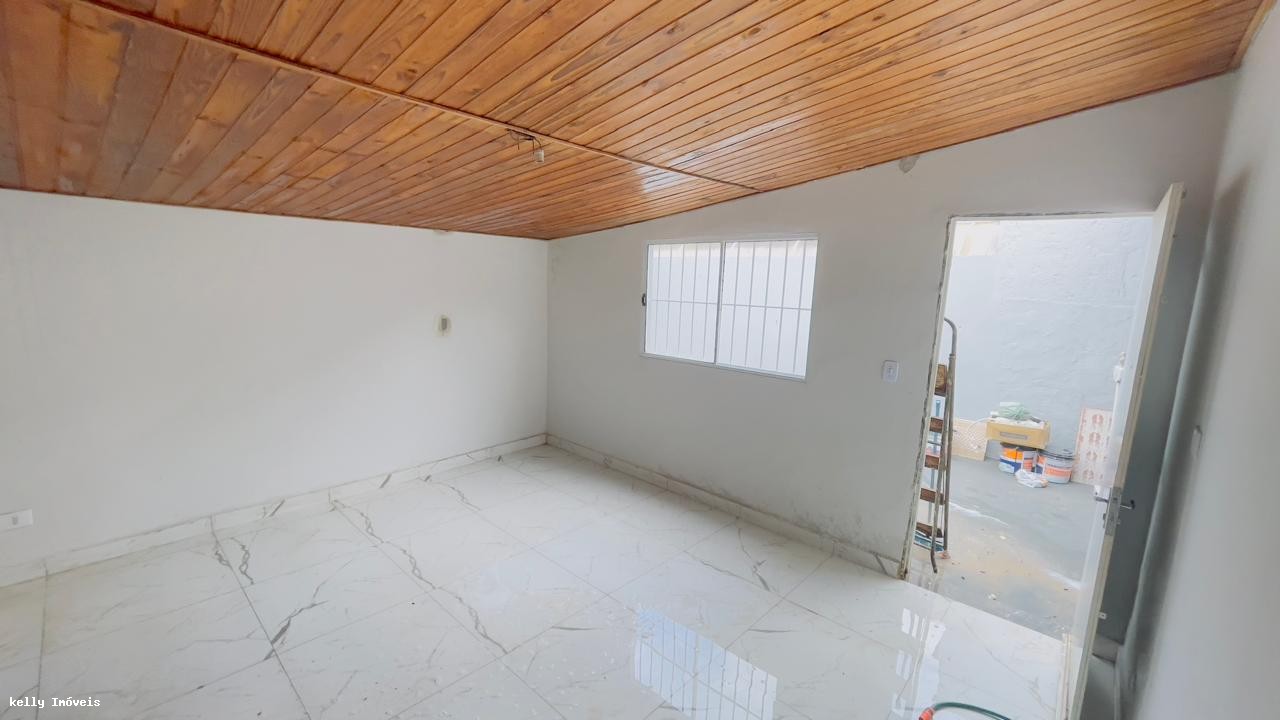 Casa para alugar com 2 quartos, 150m² - Foto 6