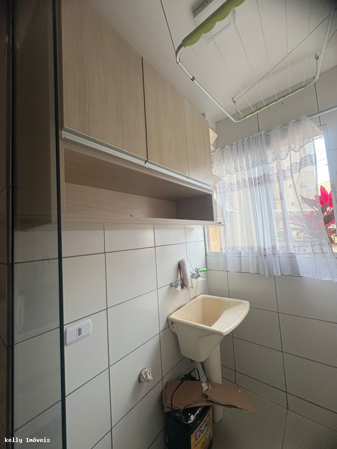 Apartamento para alugar com 2 quartos, 60m² - Foto 4