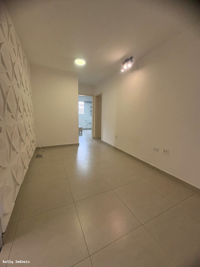 Apartamento para alugar com 2 quartos, 60m² - Foto 1