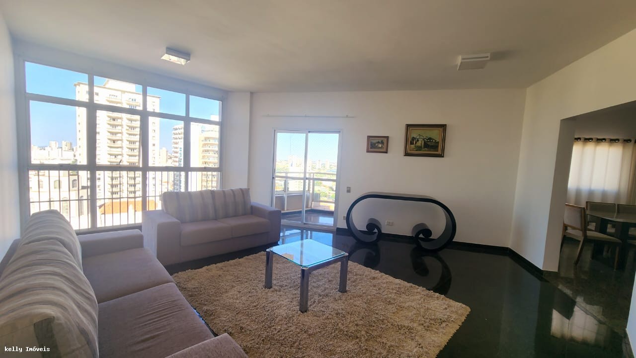 Apartamento para alugar com 3 quartos, 216m² - Foto 4