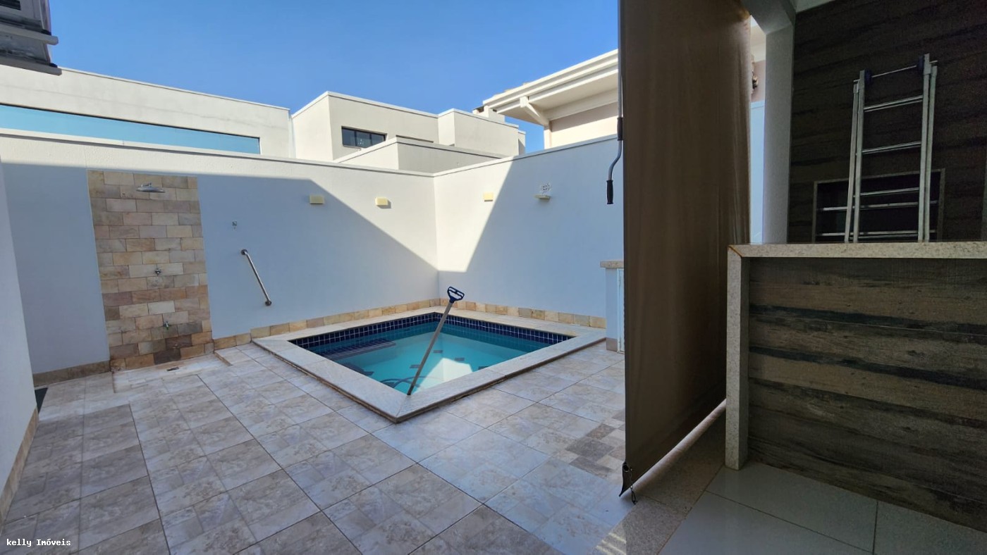 Casa de Condomínio à venda com 3 quartos, 160m² - Foto 3