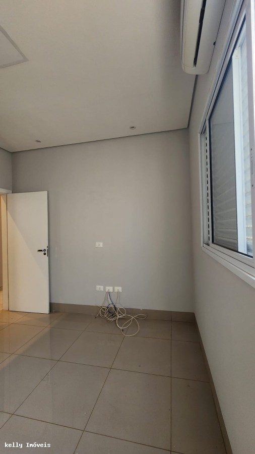 Casa de Condomínio à venda com 3 quartos, 160m² - Foto 18