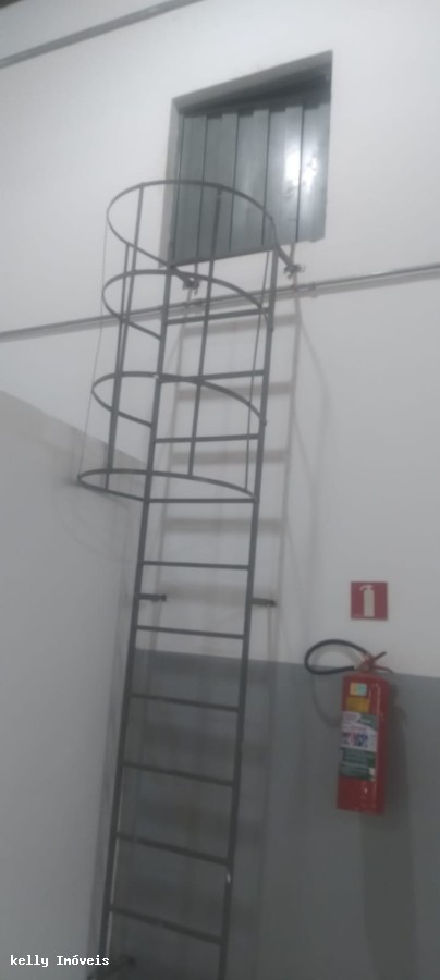 Prédio Inteiro para alugar, 1300m² - Foto 12