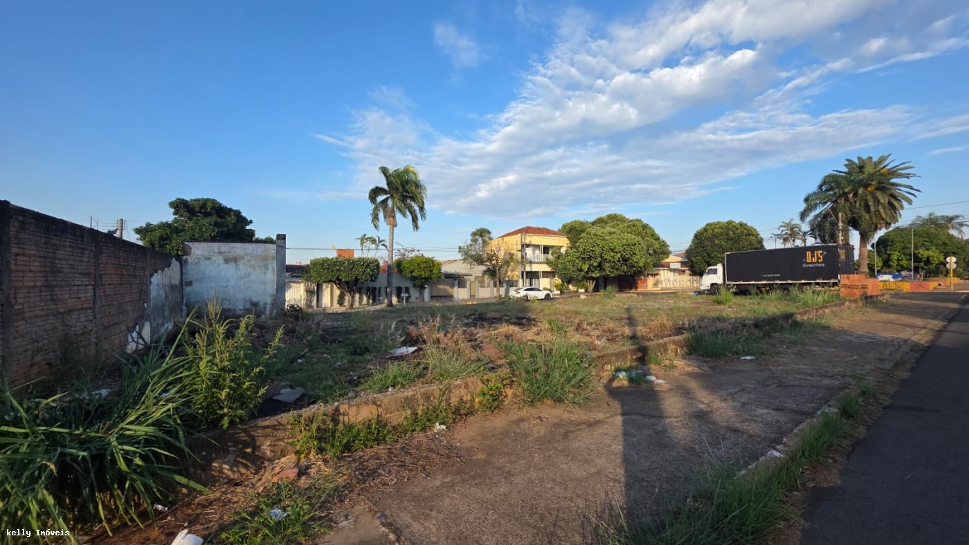 Terreno, 713 m² - Foto 1