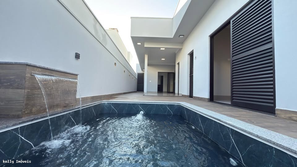 Casa de Condomínio à venda com 3 quartos, 179m² - Foto 4