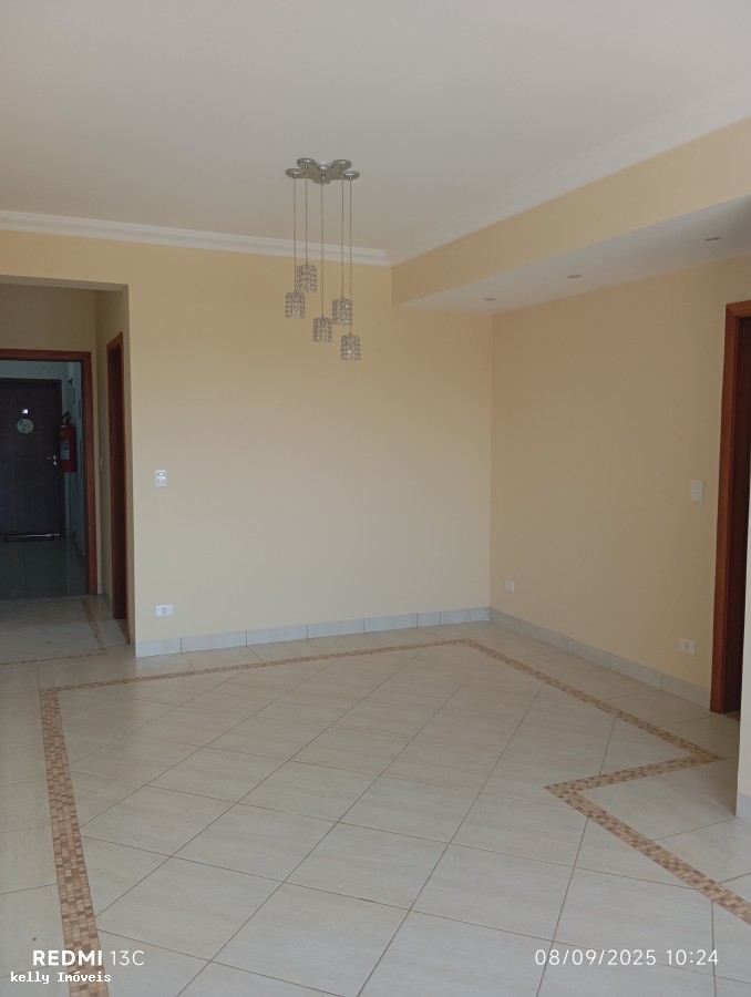 Apartamento para alugar com 3 quartos, 84m² - Foto 4