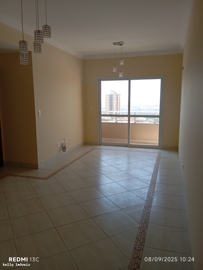 Apartamento para alugar com 3 quartos, 84m² - Foto 3