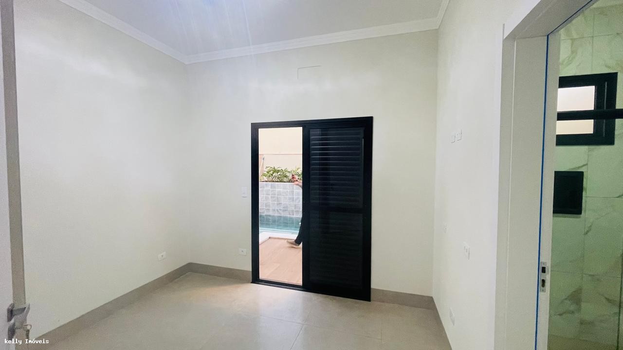 Casa de Condomínio à venda com 3 quartos, 185m² - Foto 13