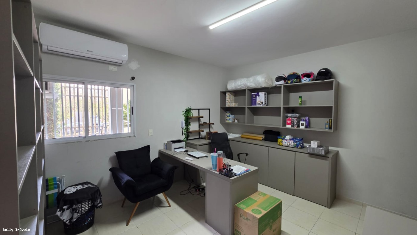 Casa, 3 quartos, 211 m² - Foto 4