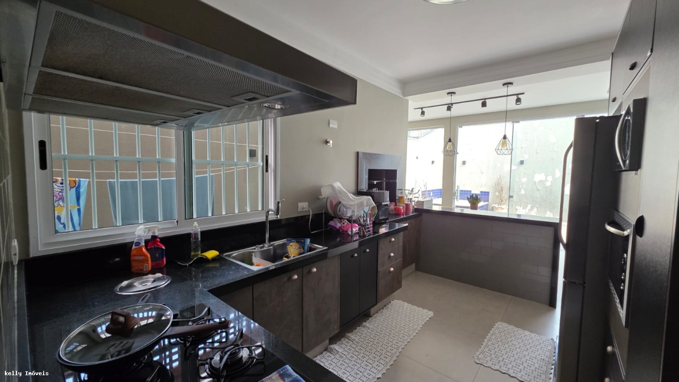 Casa, 3 quartos, 211 m² - Foto 19