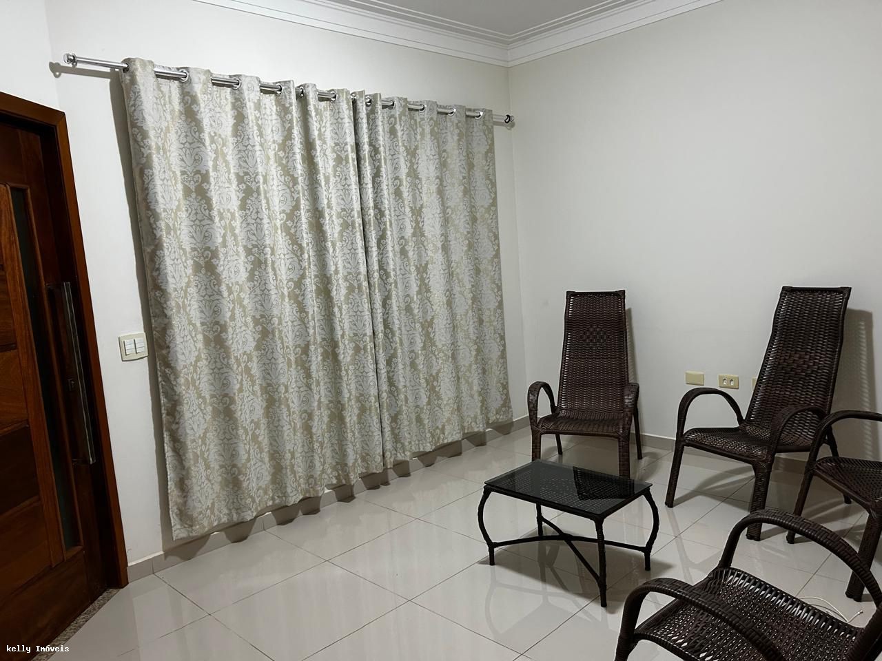 Casa, 3 quartos, 189 m² - Foto 3