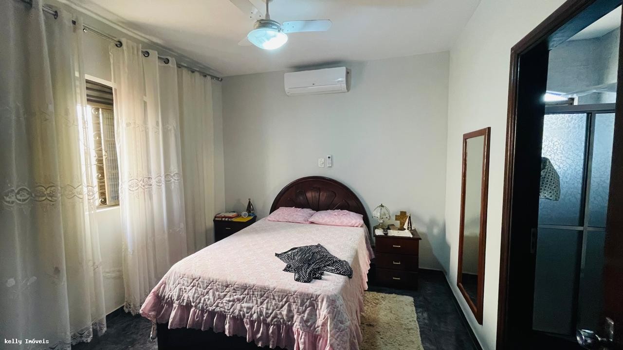 Casa, 3 quartos, 231 m² - Foto 8