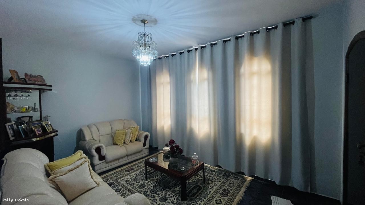 Casa, 3 quartos, 231 m² - Foto 13