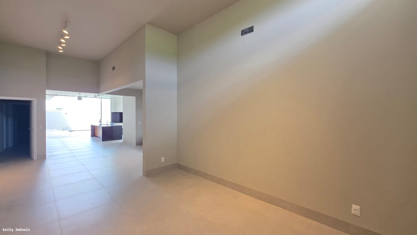 Casa, 3 quartos, 210 m² - Foto 13