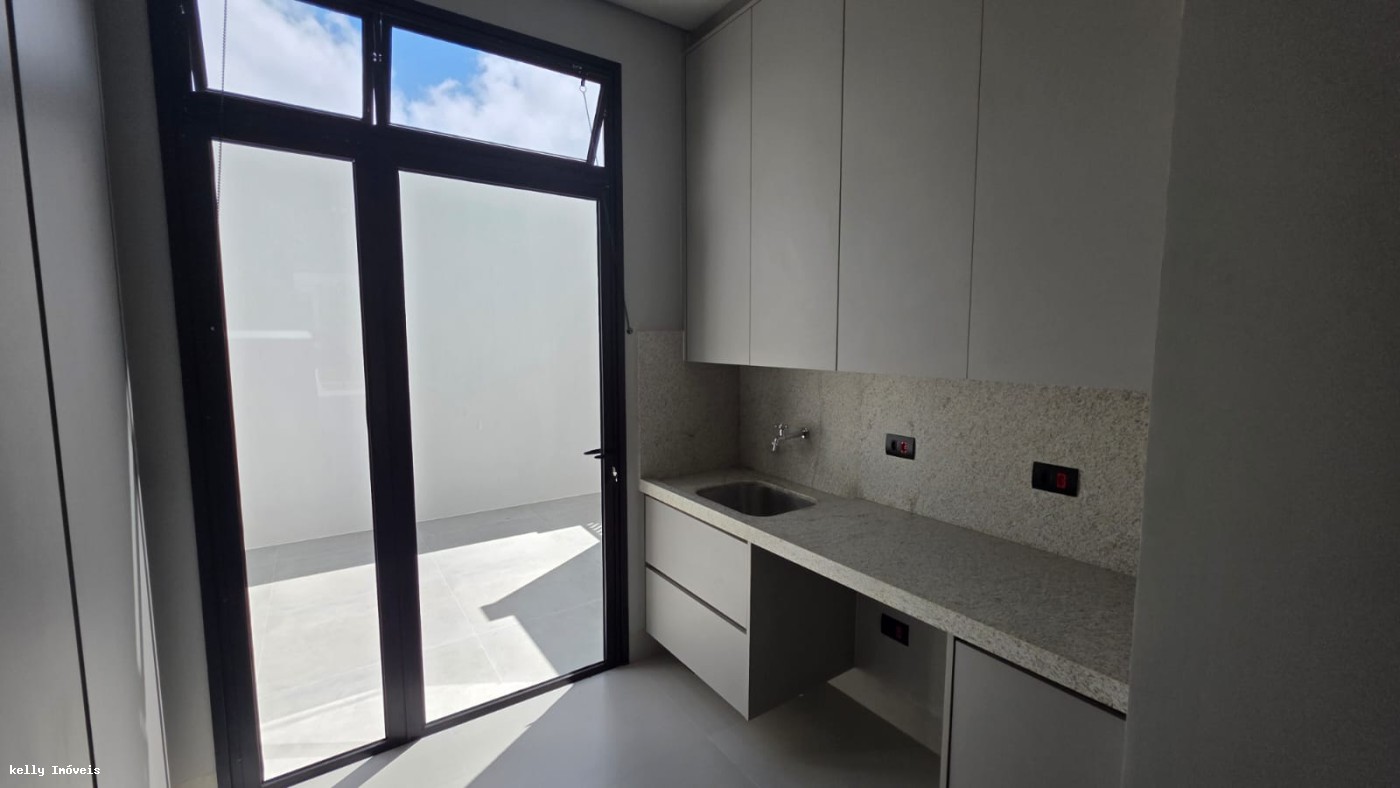 Casa, 4 quartos, 220 m² - Foto 6